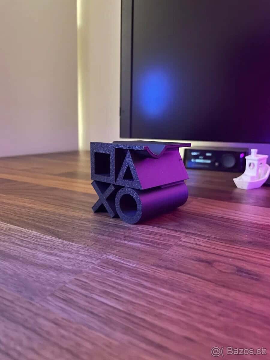 Stojan na controller (PS5 dizajn) 2