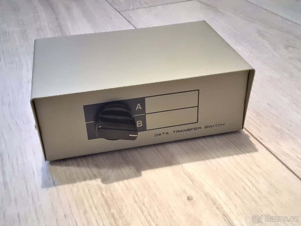 Přepínač přenosu dat-switch 1