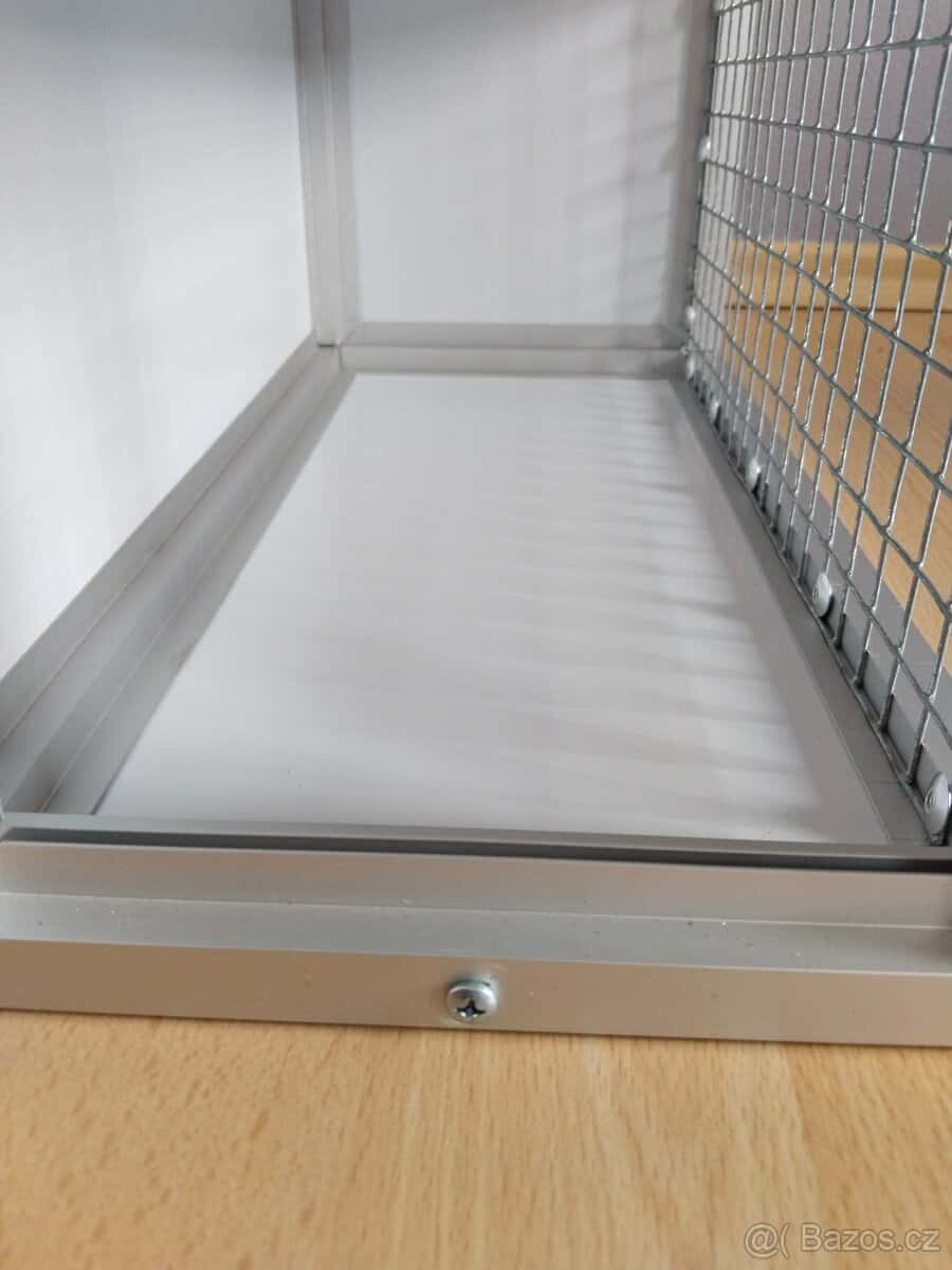 Přepravní box, přepravka 9