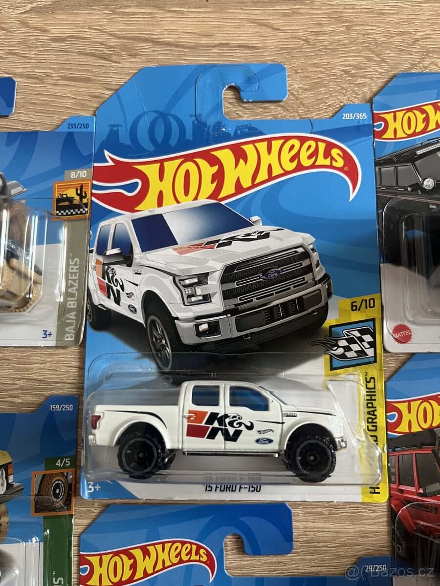 Hotwheels SUV 7