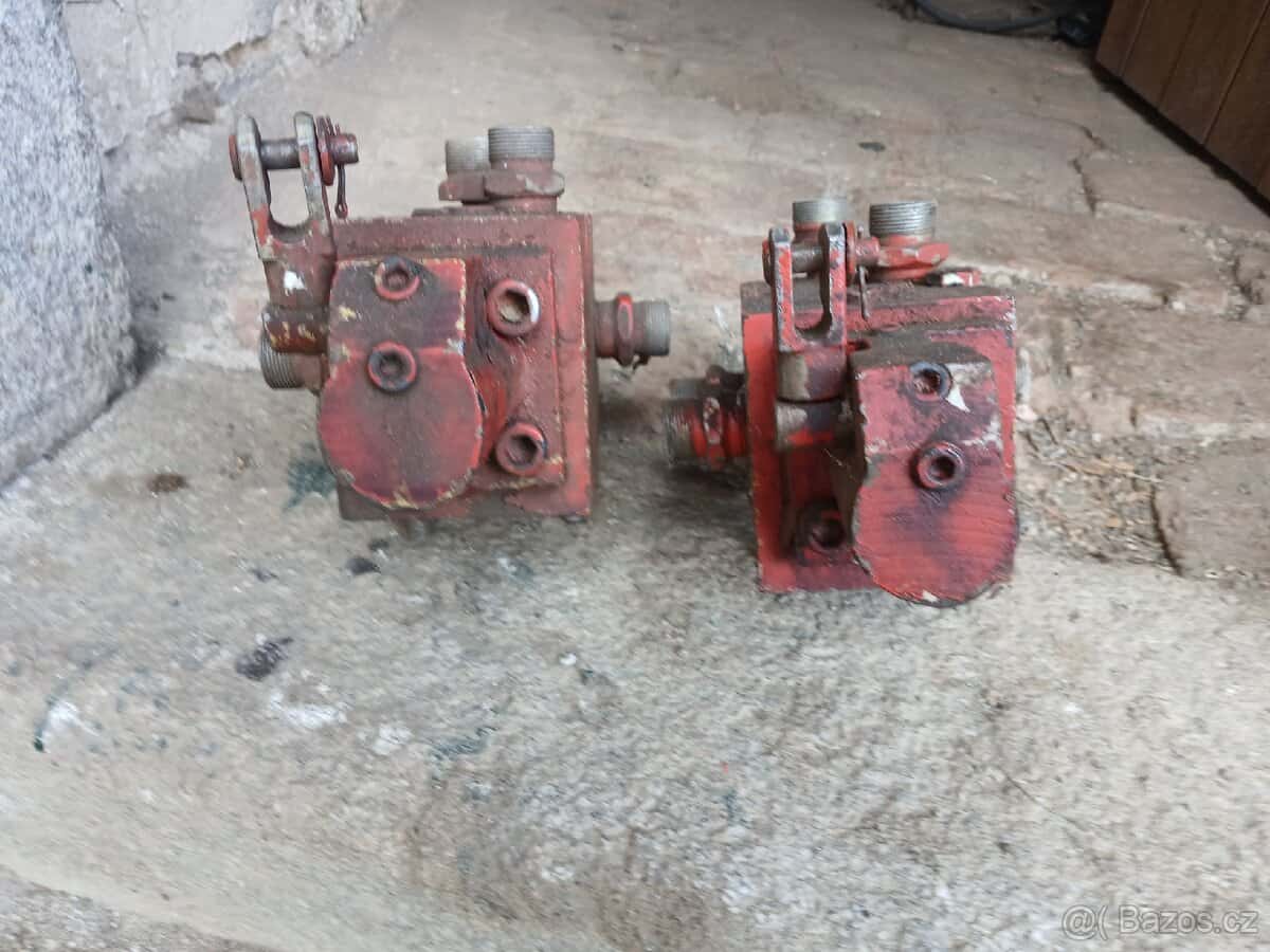 Rozvaděč hydraulický 1
