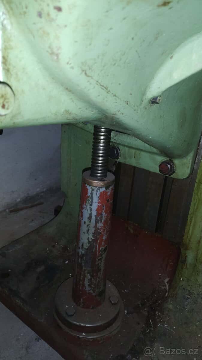 Sloupová vrtačka 3