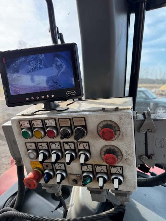 Štěpkovač jenz 561 + Valtra 353S 6