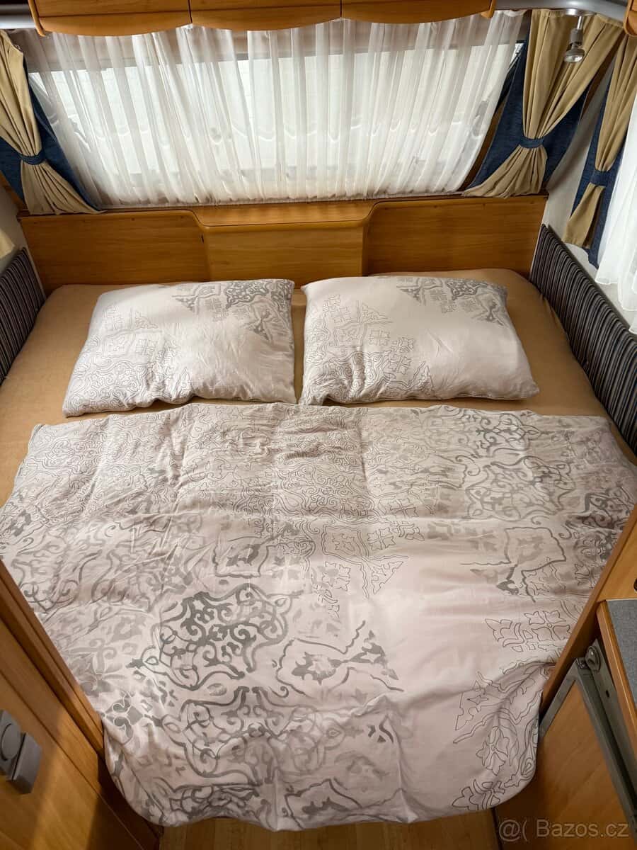 Adria Adora 472LU- předstan 12